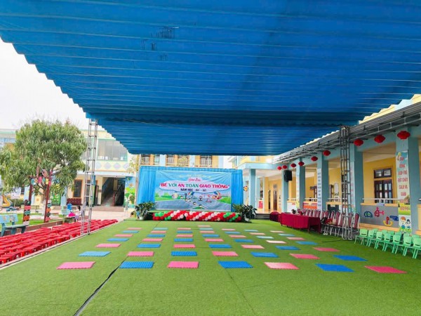 Chương trình giao lưu "Bé với An toàn giao thông"