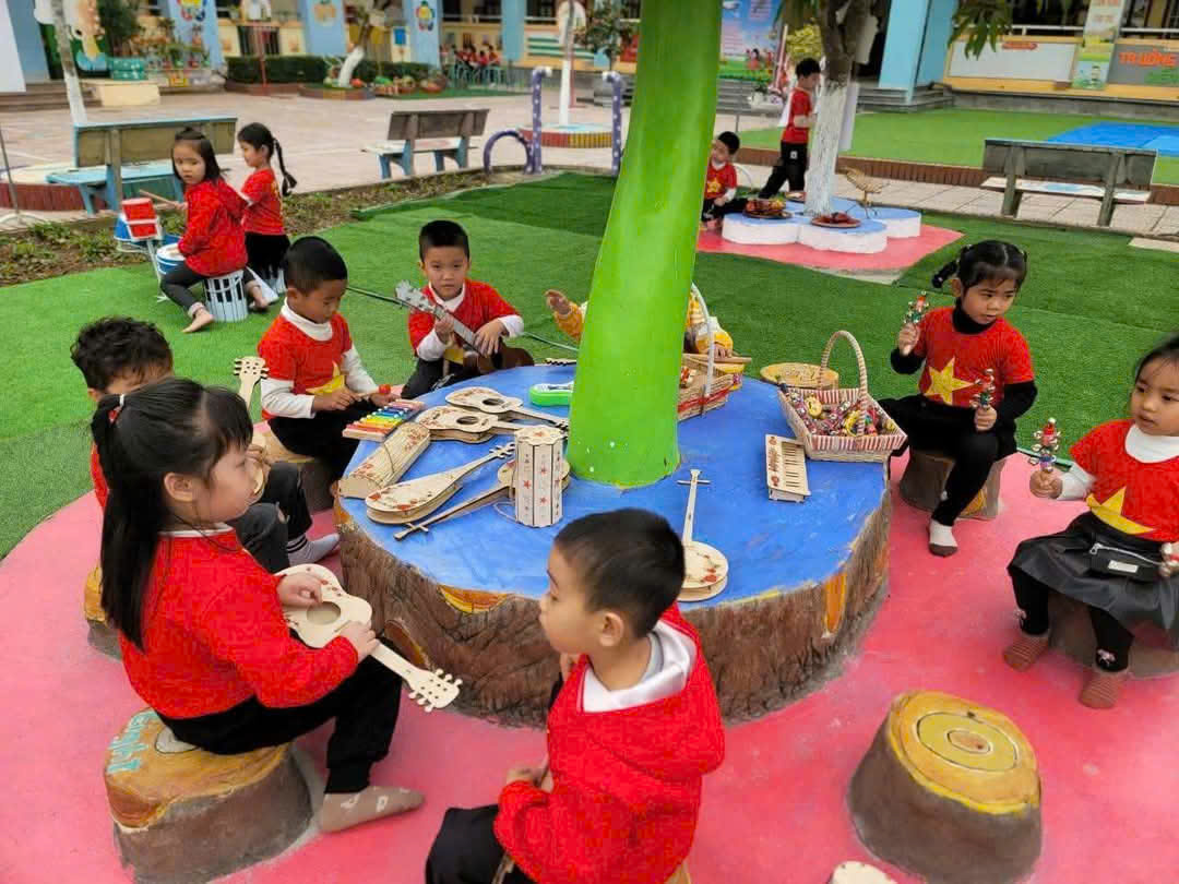 Các hoạt động của bé ở Trường.